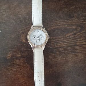 Guess watch. White leather strap